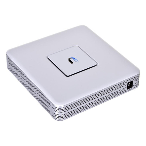 Firewall UBIQUITI USG (3x 10/100/1000Mbps)-1344598
