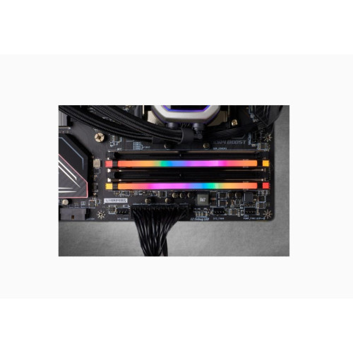 Corsair Vengeance RGB Pro moduł pamięci 32 GB 2 x 16 GB DDR4 3200 MHz-13837216