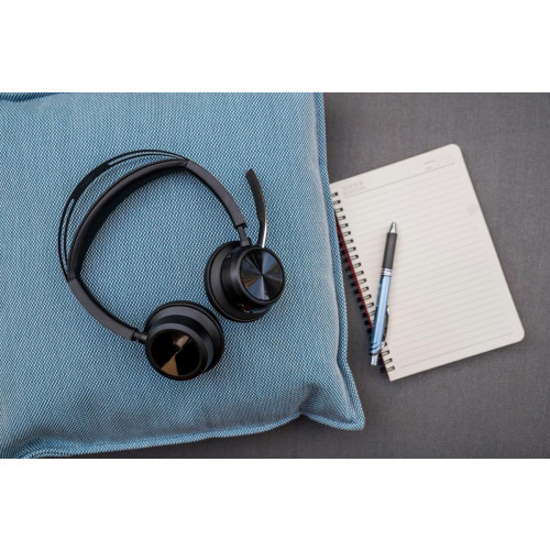POLY Zestaw słuchawkowy Voyager Focus 2 USB-C-C + przejściówka USB-C/A Adapter + podstawka ładująca-14402387