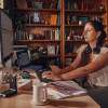 POLY Zestaw słuchawkowy Voyager Focus 2 z certyfikatem Microsoft Teams USB-C-C + przejściówka USB-C/A-16255514