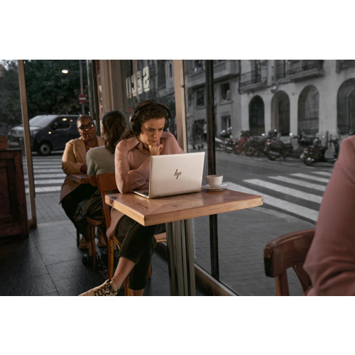 HP EliteBook 630 G10 i7-1355U 13.3