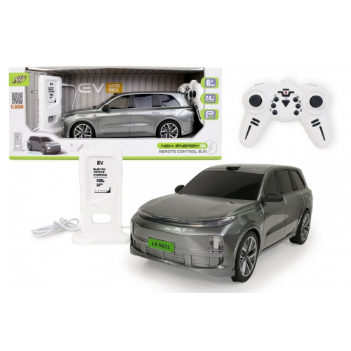 Auto R/C ze stacją ładującą