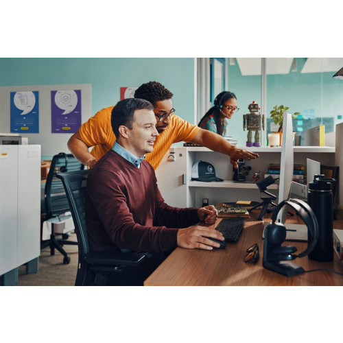 Zestaw słuchawkowy POLY Voyager Focus 2 USB-C-C z przejściówką USB-C/A i podst. ładującą-22512331