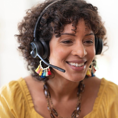 POLY Stereofoniczny zestaw słuchawkowy USB A Voyager 4320 + przejściówka BT700 USB-A + podstawka ładująca-22617345