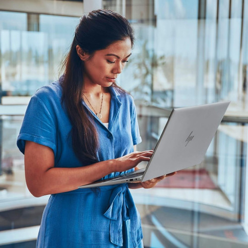 HP Zbook Firefly G11 Ultra 5 135H 14