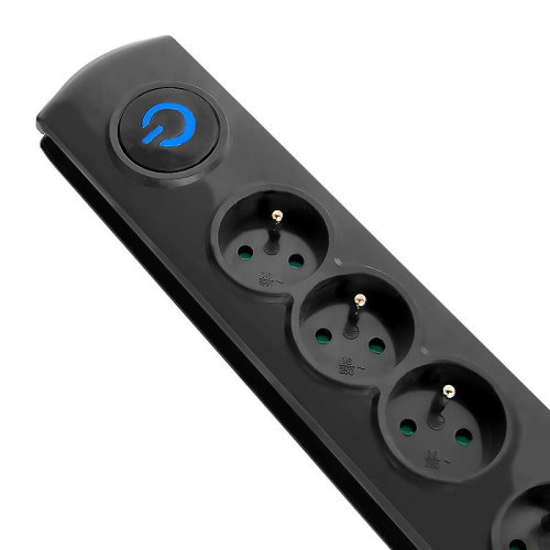 Listwa zasilająca Qoltec 50104 (1,5m; kolor czarny)-534615