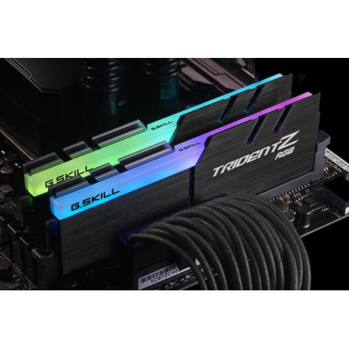 Pamięć DDR4 16GB (2x8GB) TridentZ RGB for AMD 3200MHz CL16 XMP2-739056