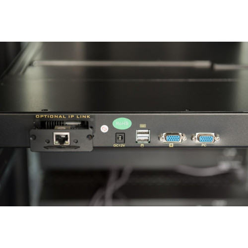 Konsola 19 LCD z touchpad KVM 8 portów 1U komplet kabli (8xDS-19231) klawiatura US-797534